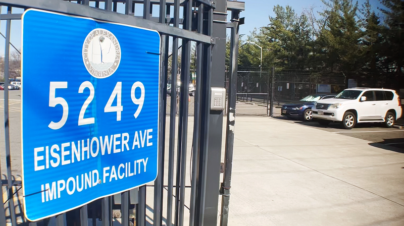 Photo of the front of the impound lot facility at 5249 Eisenhower Ave