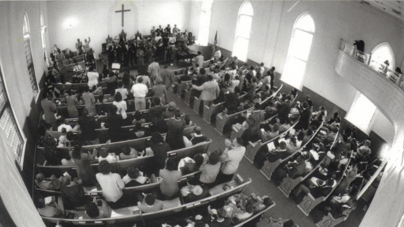 Church Congregation, Nina Tisara photo