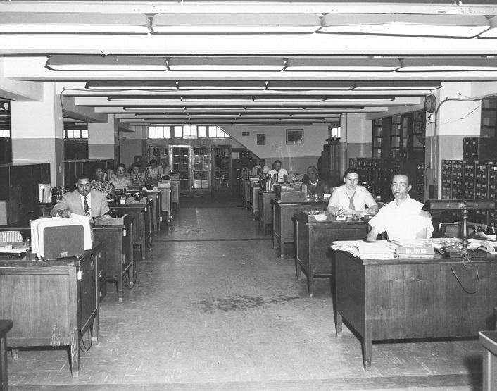 Reference Service Unit at the Torpedo Factory building, ca. 1950s (NARA)