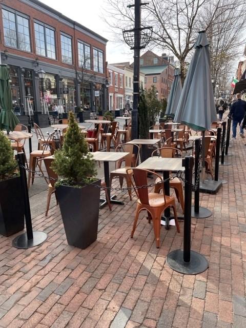 Outdoor dining along King Street