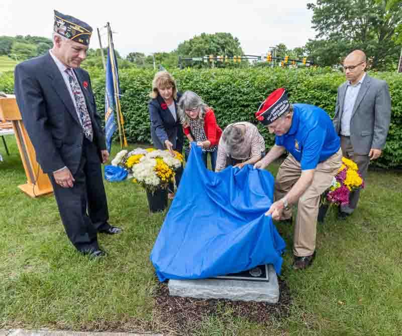 Unveiling the memorial