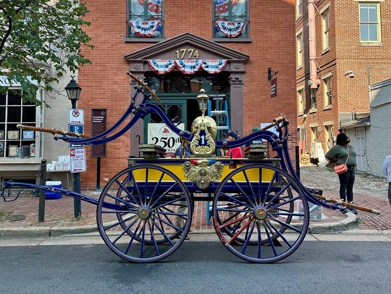 Rodgers suction engine outside museum, landscape mode