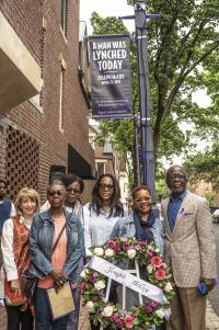 McCoy 2023 ACRP committee at lamp post