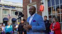 Speaker at corner of King and Fairfax